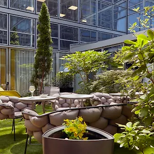 Hotel Mercure Paris La Defense Grande Arche, Nanterre