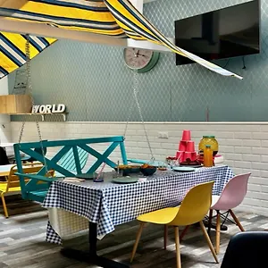 Trendy Albergue