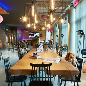 Hotell Moxy Paris Charles De Gaulle Airport
